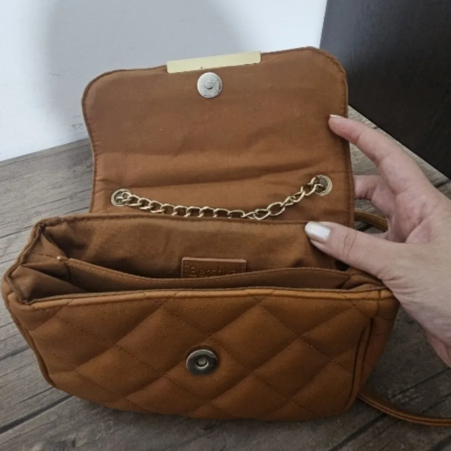 کیف عسلی برشکا