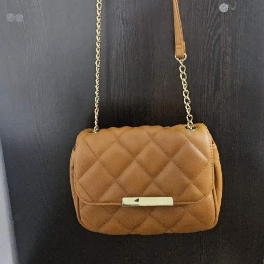 کیف عسلی برشکا