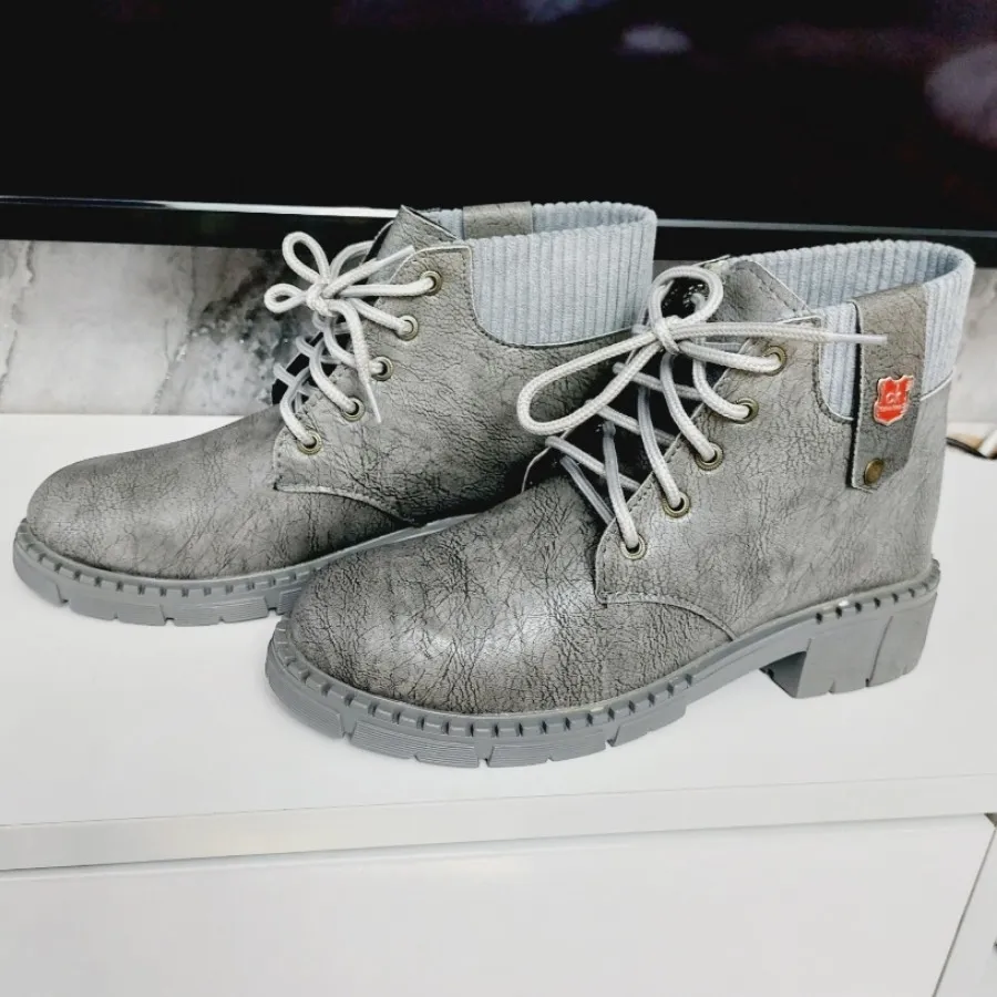 نیم بوت آکبند