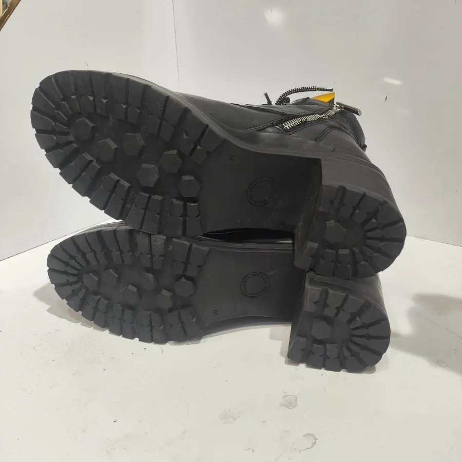 بوت زنانه اورجینال