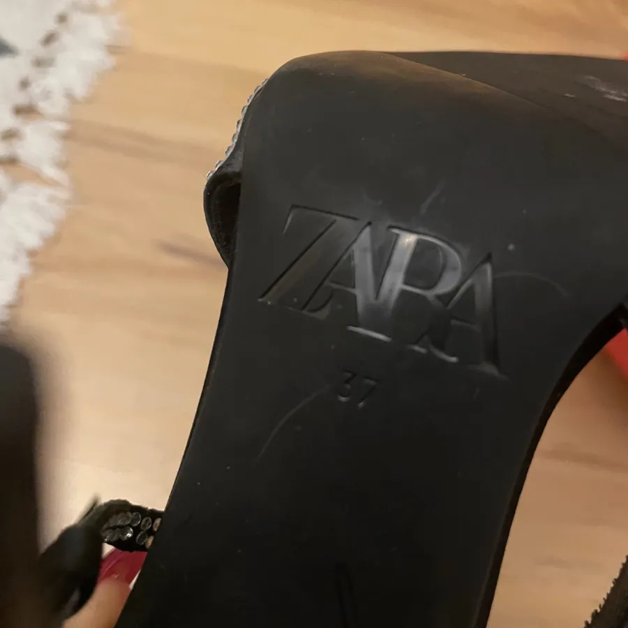 کفش مجلسی زنانه زارا