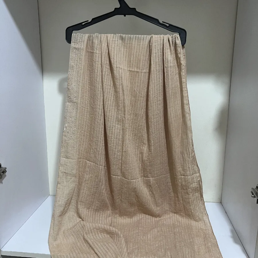 شال نگین دار