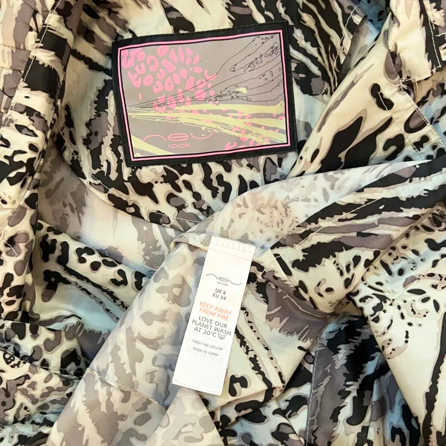 مانتو/بارانی