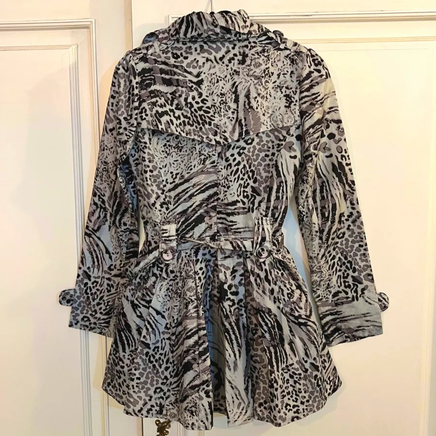 مانتو/بارانی