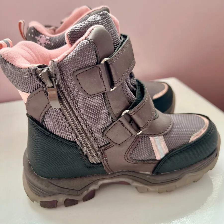 بوت دخترانه ضد آب