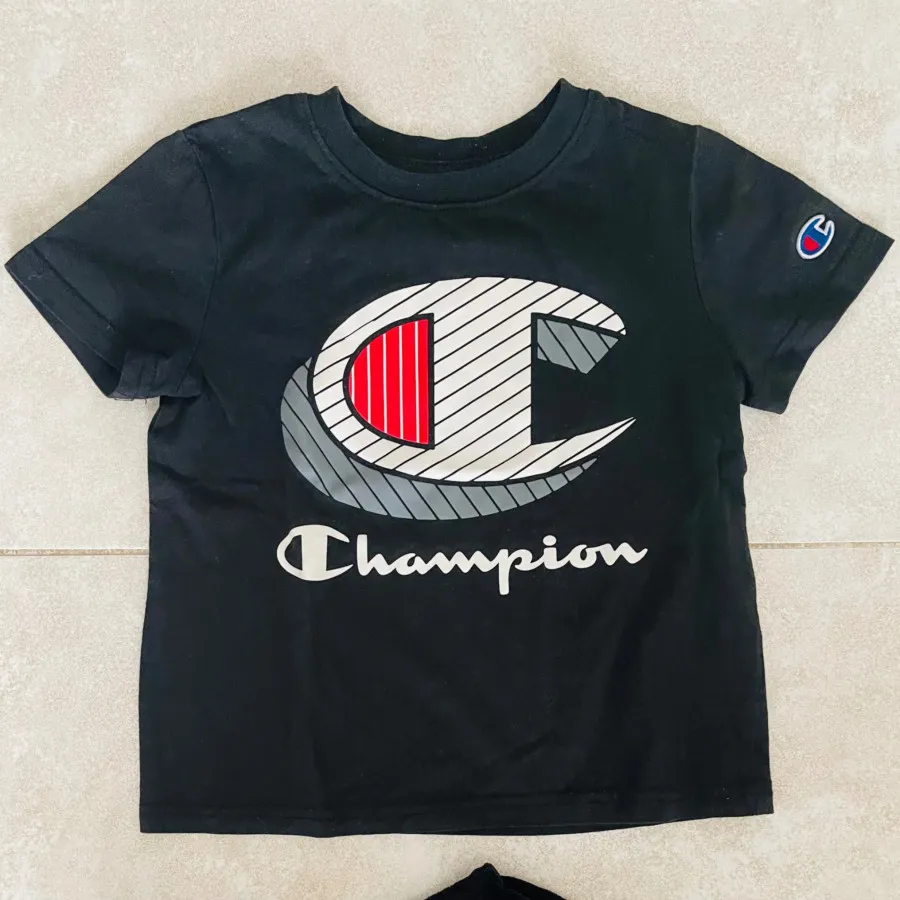 تیشرت و لگ کبریتی