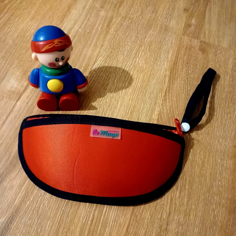 پیشبند کیفی ضدآب