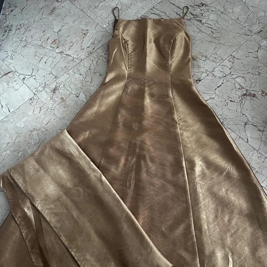 پیراهن مجلسی