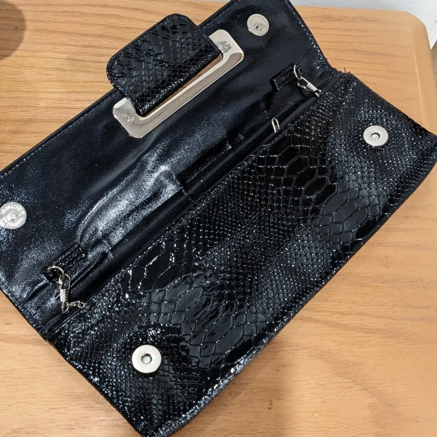 کیف چرم پوست ماری