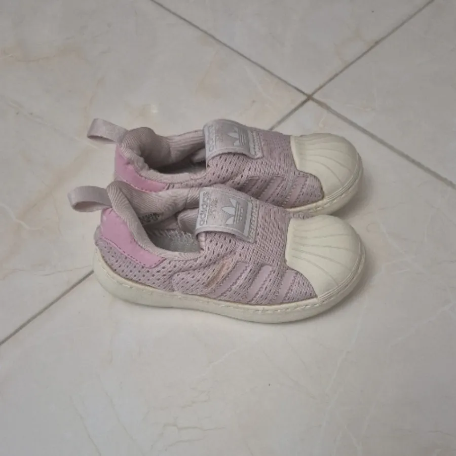 کفش دخترونه