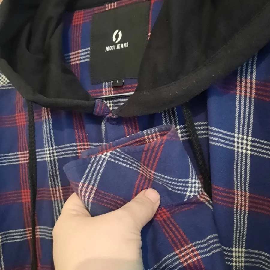 پیراهن پشمی کلاهدار