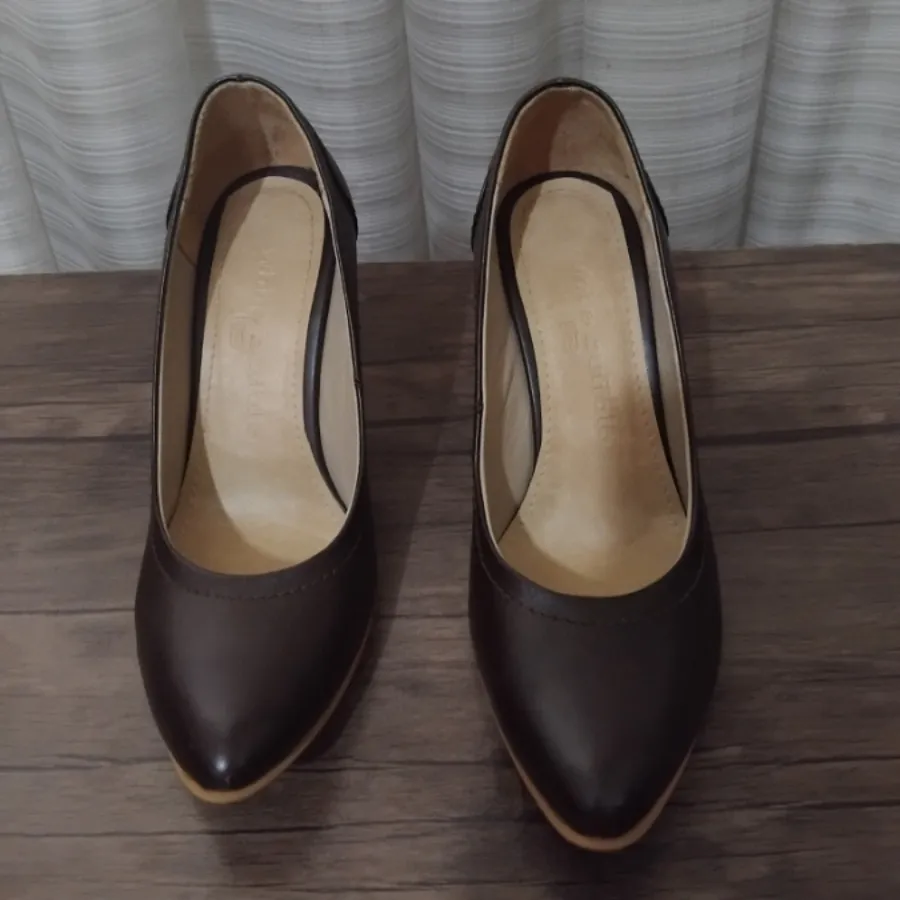 کفش زنانه بوفالو سفید