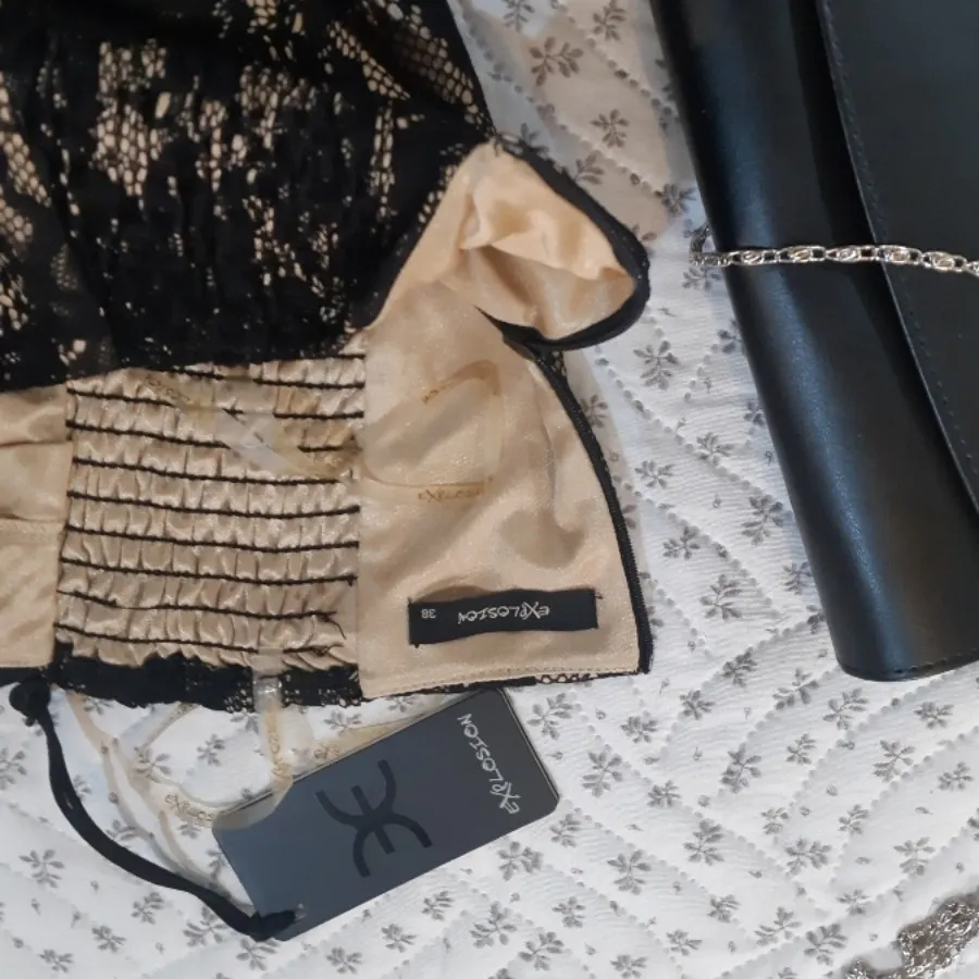 پیراهن دکلته