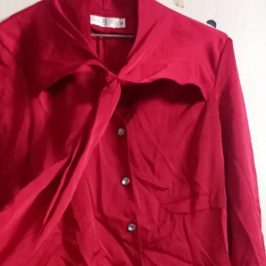 شومیز بسار زیبا و تک