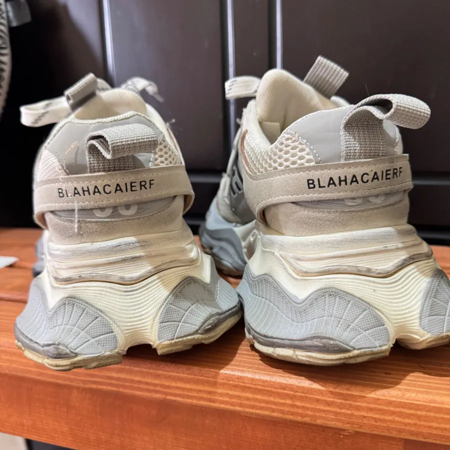 کتونی زنانه سبک کثیف