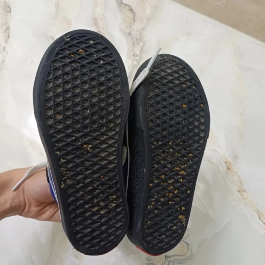 کتونی ونس بچگانه سایز 26