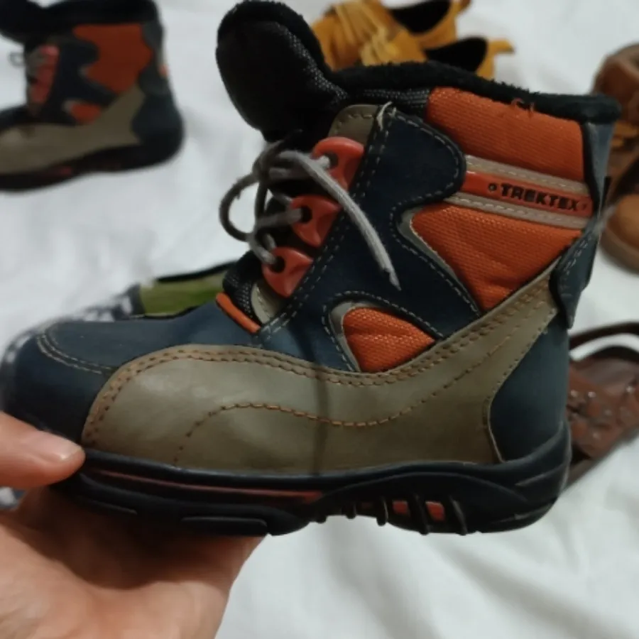 کفش بچه گانه