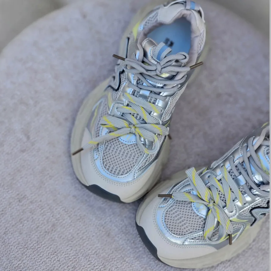 #کتونی_وارداتی