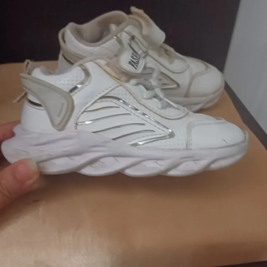 کتونی ارسال رایگان