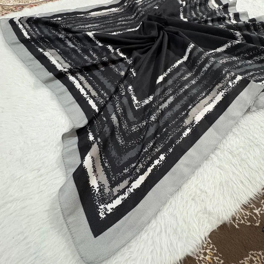 روسری سایز 90 رنگ مشکی