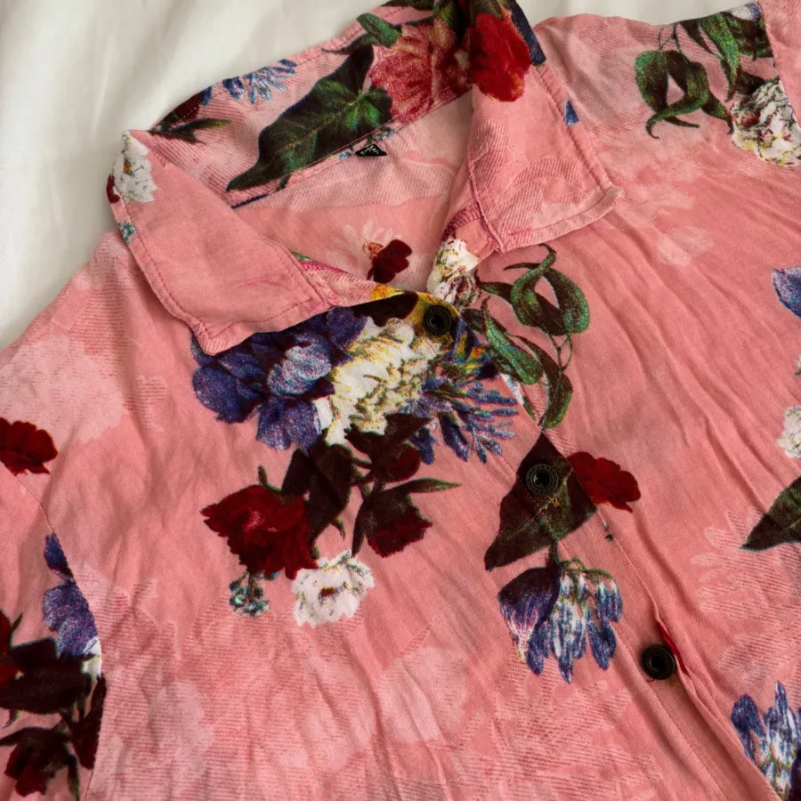 شومیز گلدار نخی