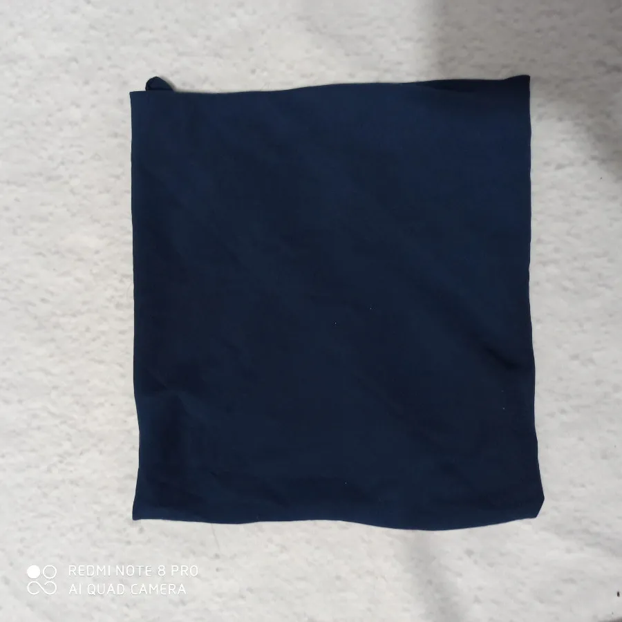 مقنعه سرمه‌ای