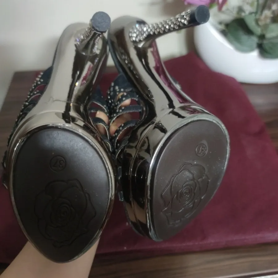 صندل مجلسی پاشنه فول نگین