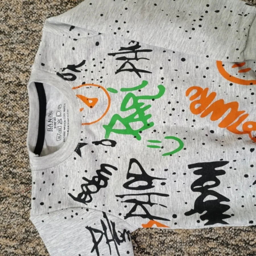 بلوز آستین دار