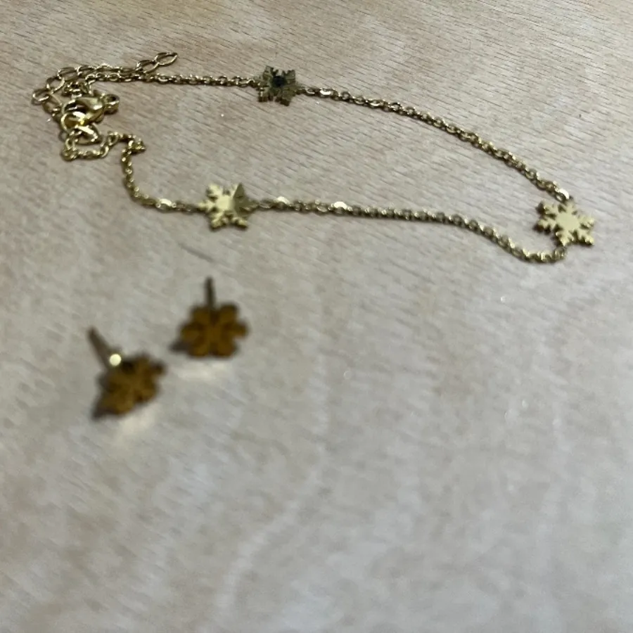 گردنبند گوشواره رنگ ثابت