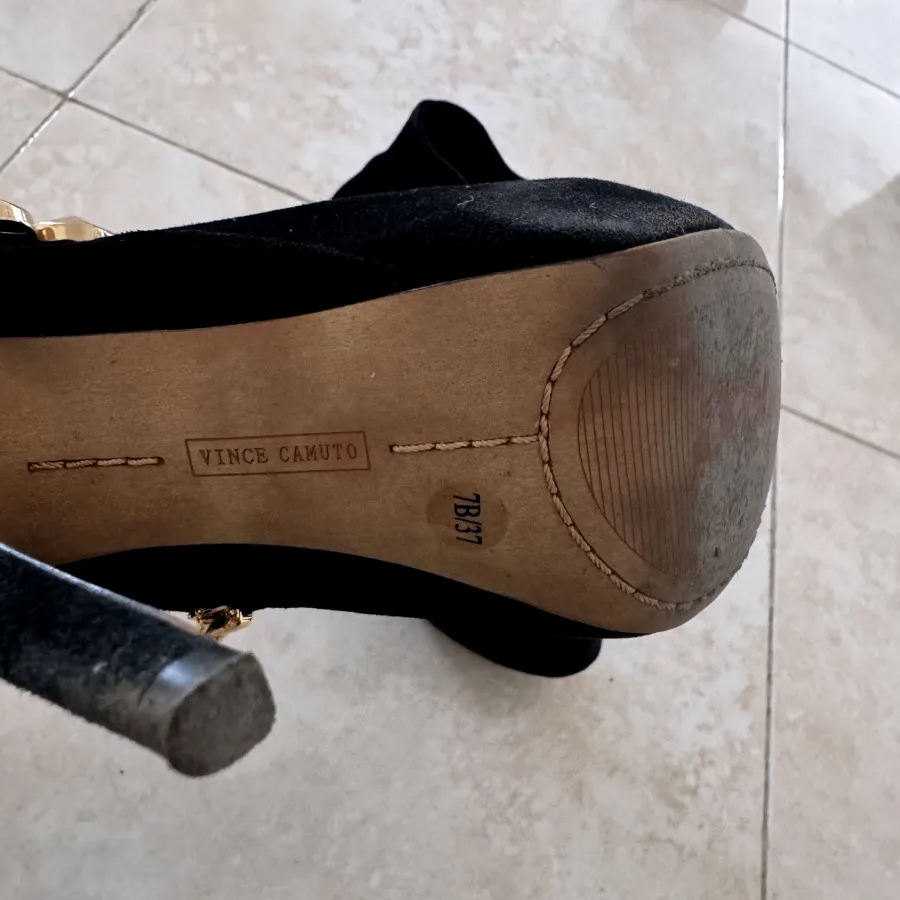 نیم بوت پاشنه دار برند