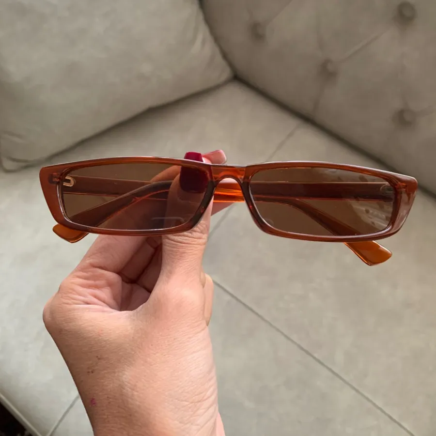 عینک قهوه ای عسلی