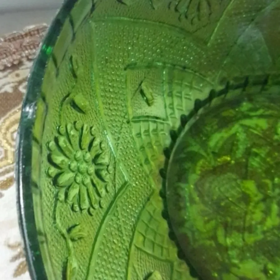 کاسه سبز قدیمی