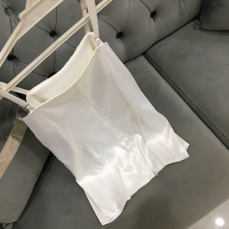 کت‌ و شلوار سفید عقد