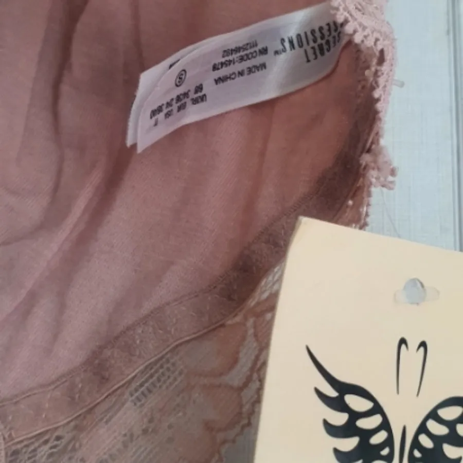 نیم تنه دانتل