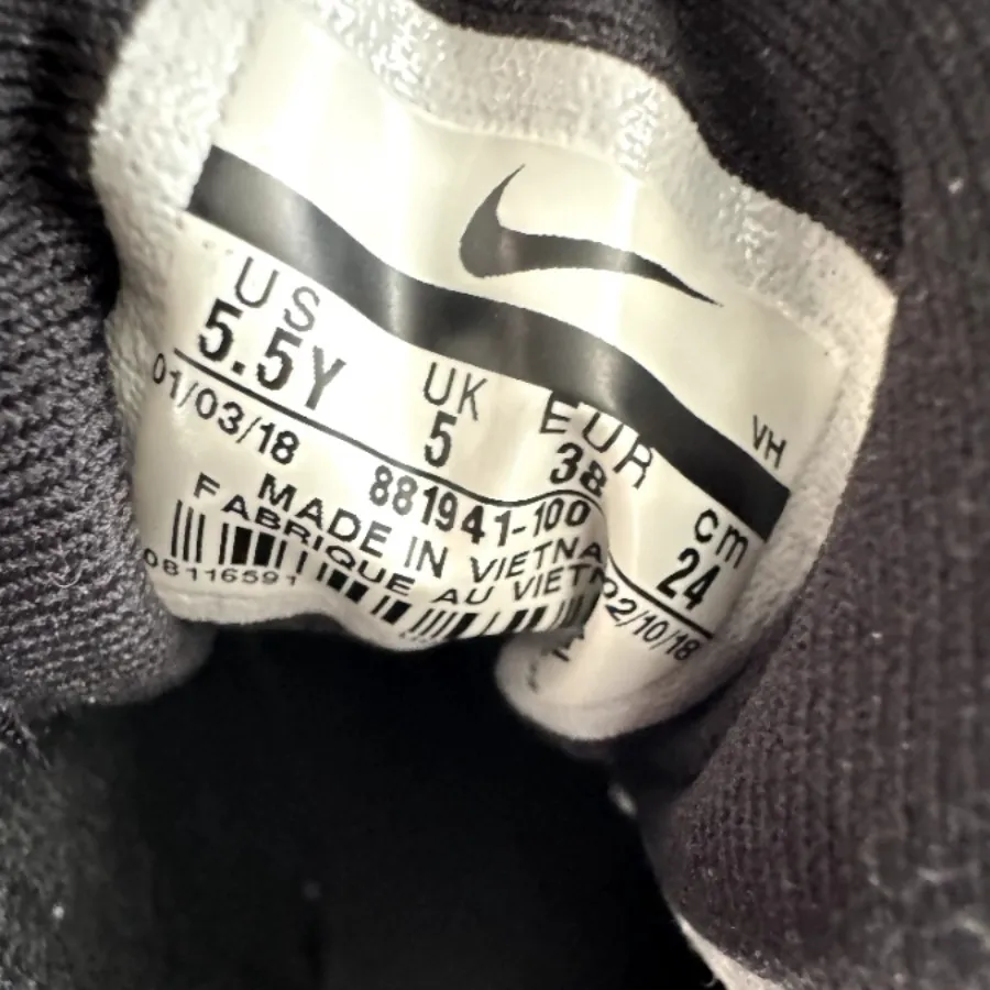 کفش کتونی نایکی اورجینال