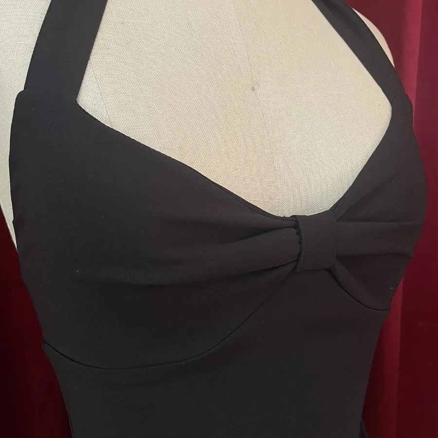 پیرهن گردنی، بک لس