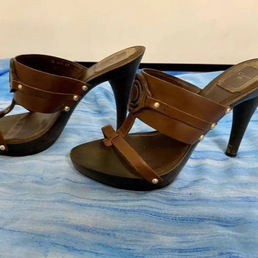 صندل کریستین دیور