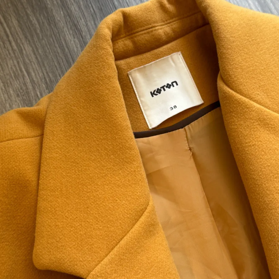 پالتو خردلی کوتون koton