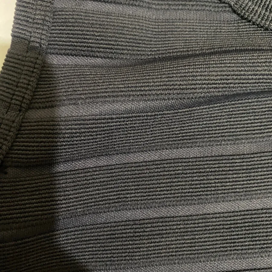 کراپ سورمه ای