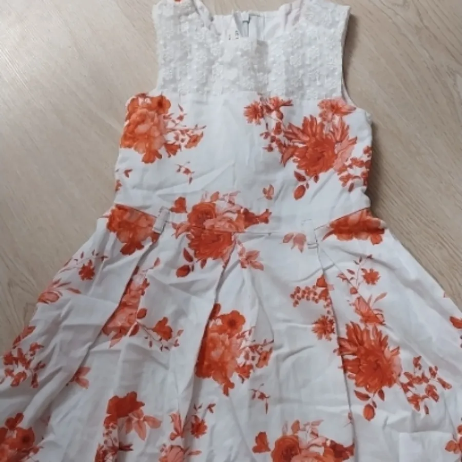 لباسهای دخترونه