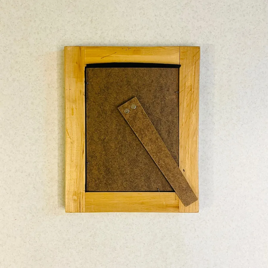 قاب خاتم با قلمزنی مسی