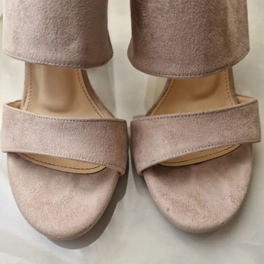 کفش زنانه بژ