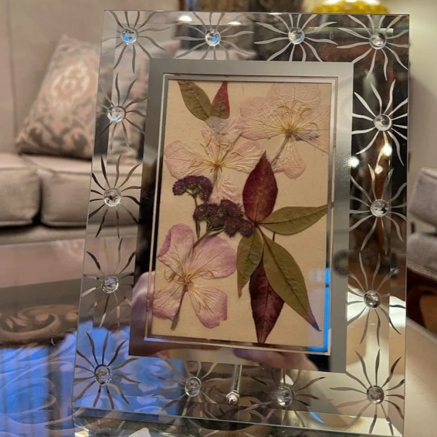 قاب کریستالی