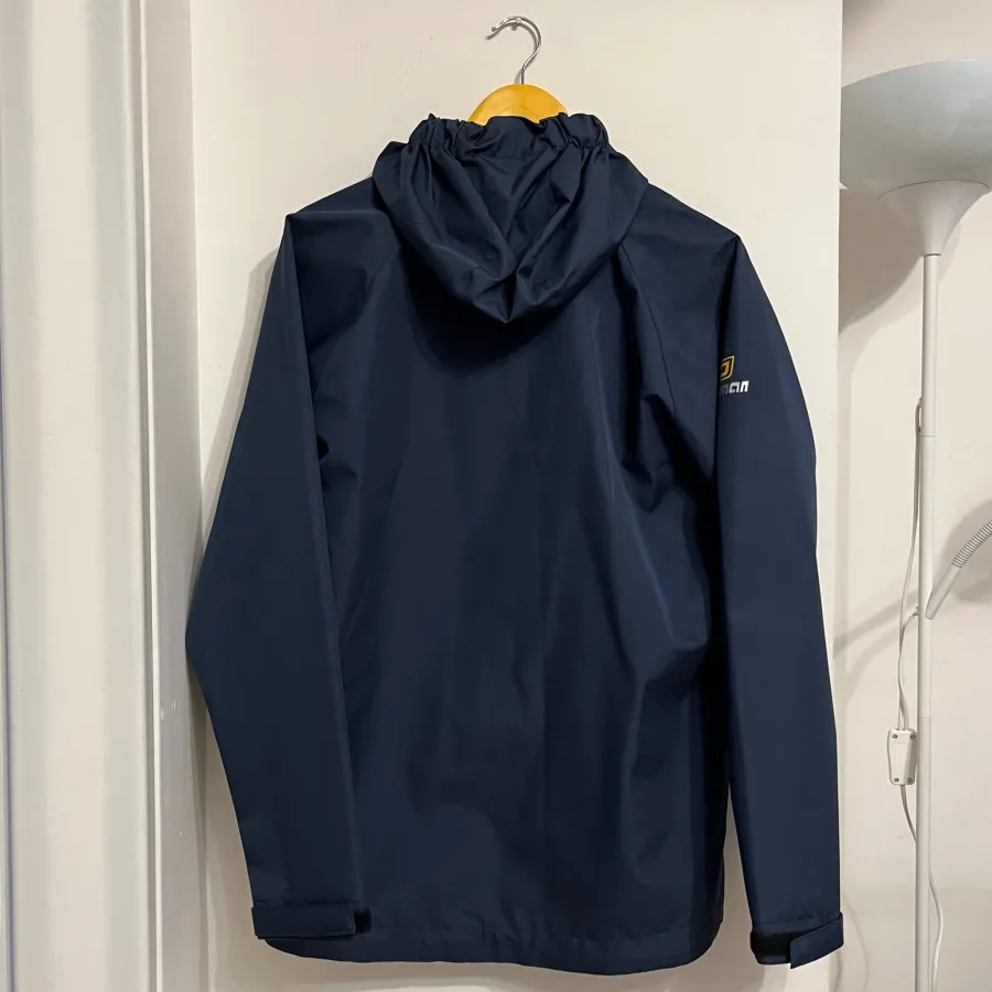 کاپشن گورتکس لایت