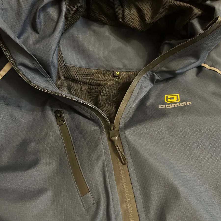 کاپشن گورتکس لایت