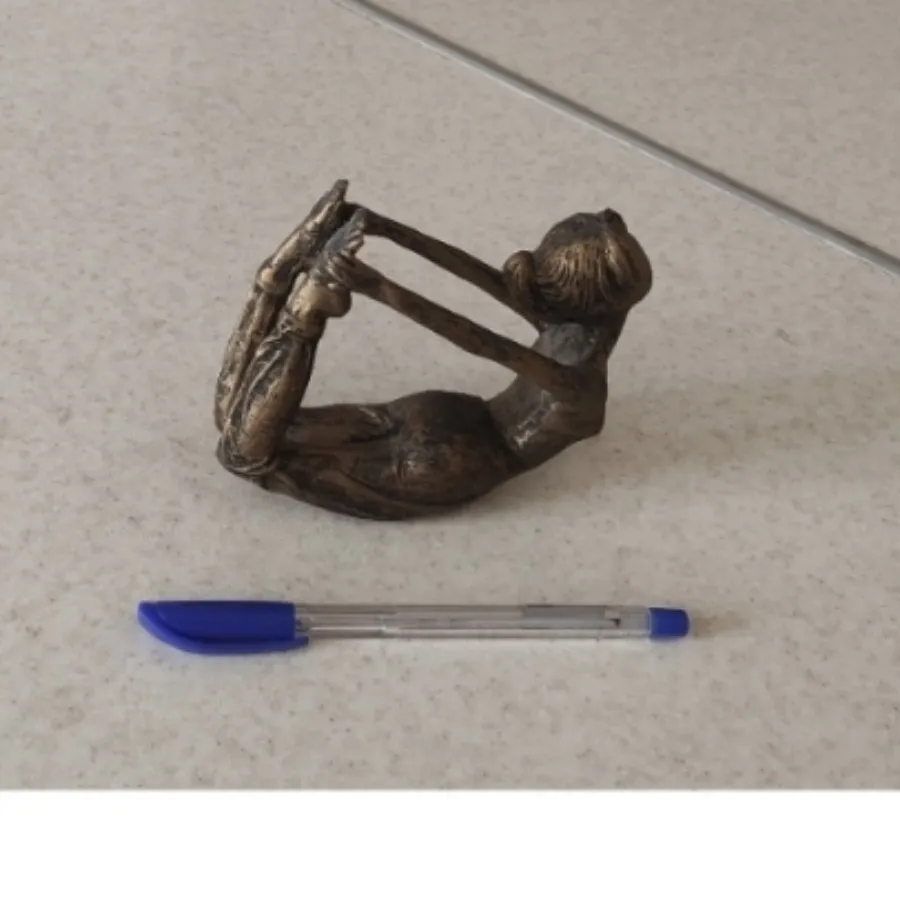 مجسمه حرکات یوگا