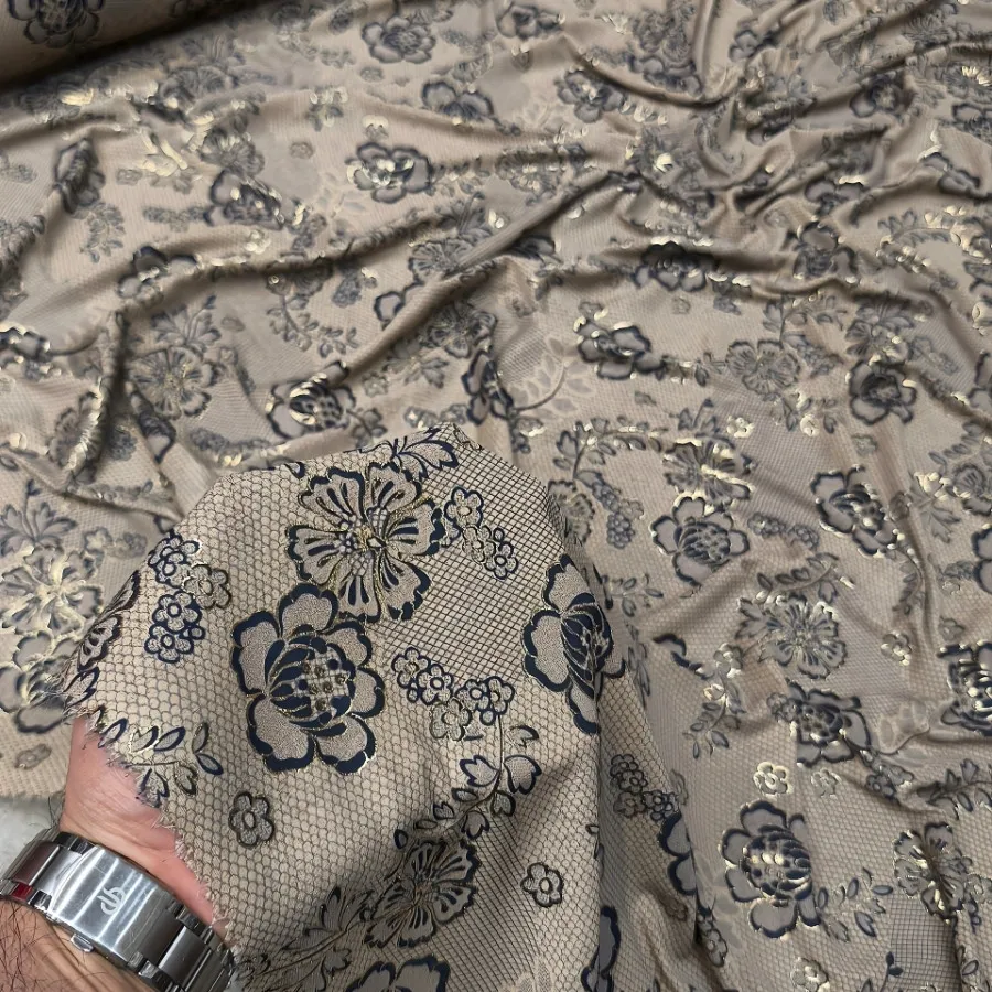 ?بیزو طلا کوب کره‌ای طرح