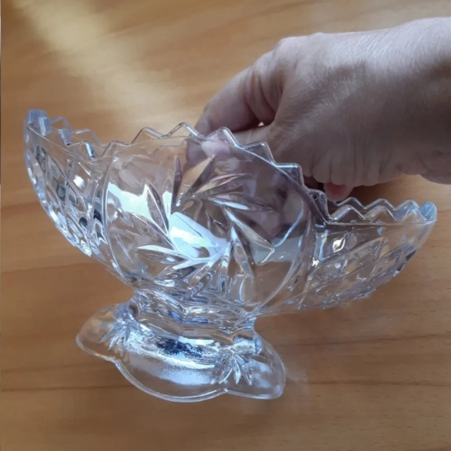 شکلات خوری بلور