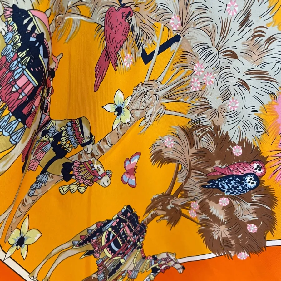 روسری لبه دست دوز