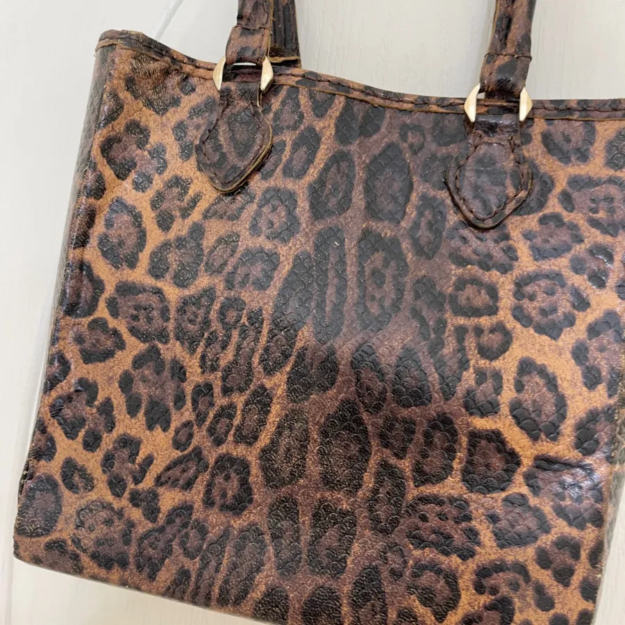 کیف دست دوز